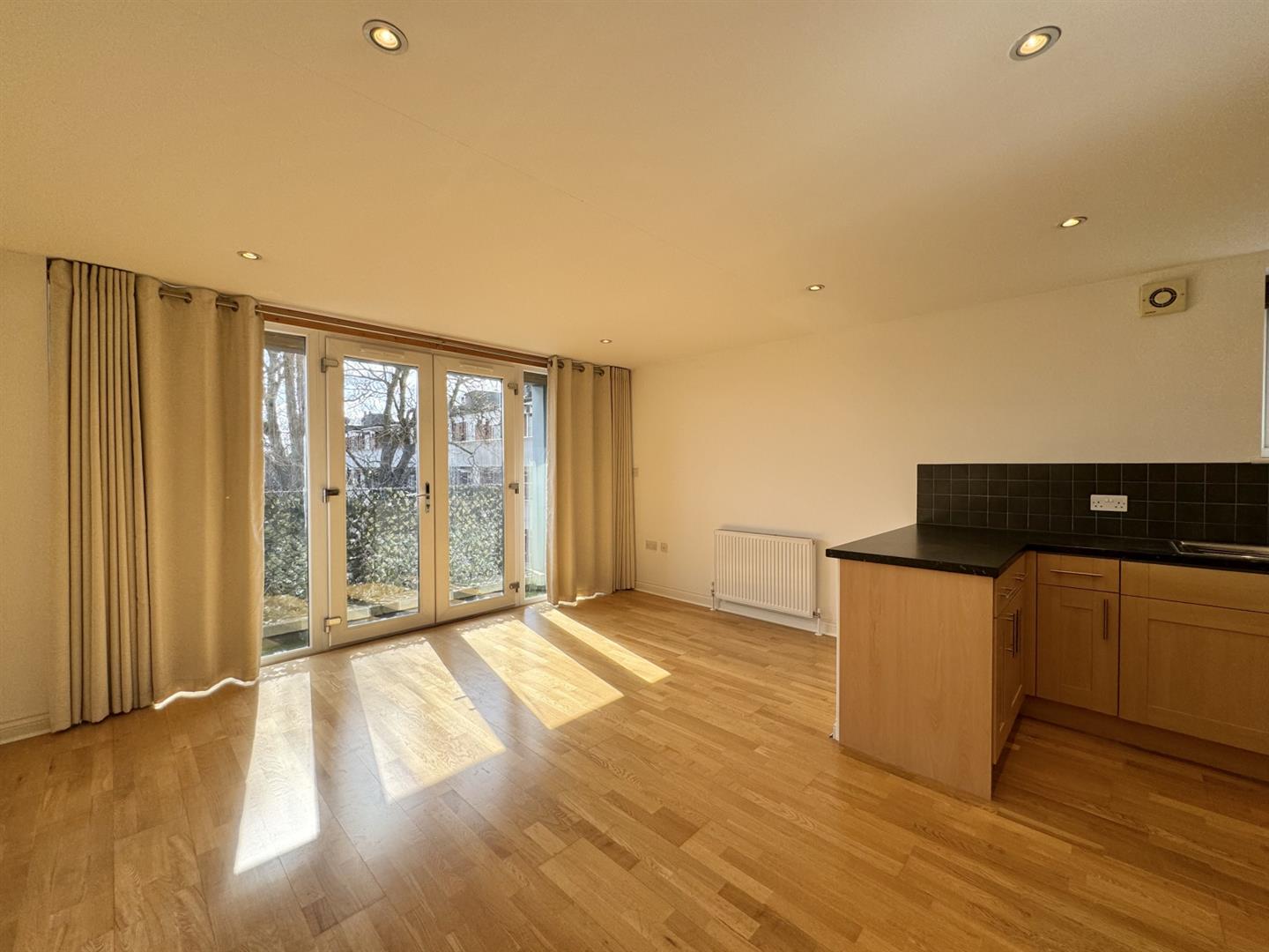 Helena Court, Wood Green